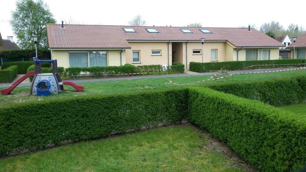 Huisje Zeegenoegen Oostduinkerke Koksijde Bagian luar foto